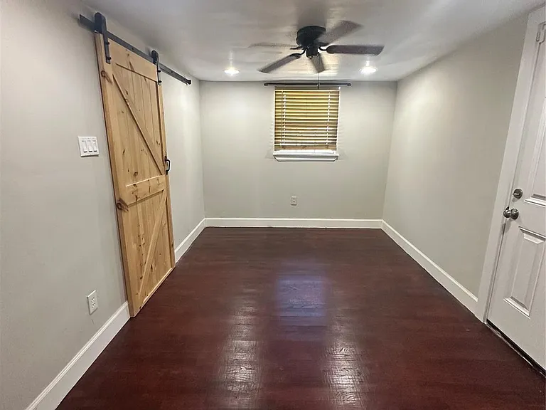 3571 Daphne St — Photo 14