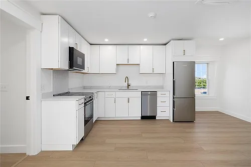 23 Melrose St Photo 1