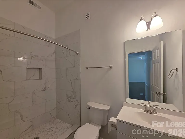 595 Foxwood Dr SE — Photo 23