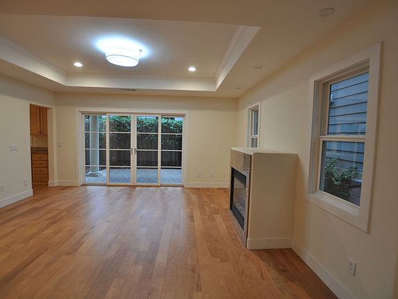 3rd image of 123 Madison Ave