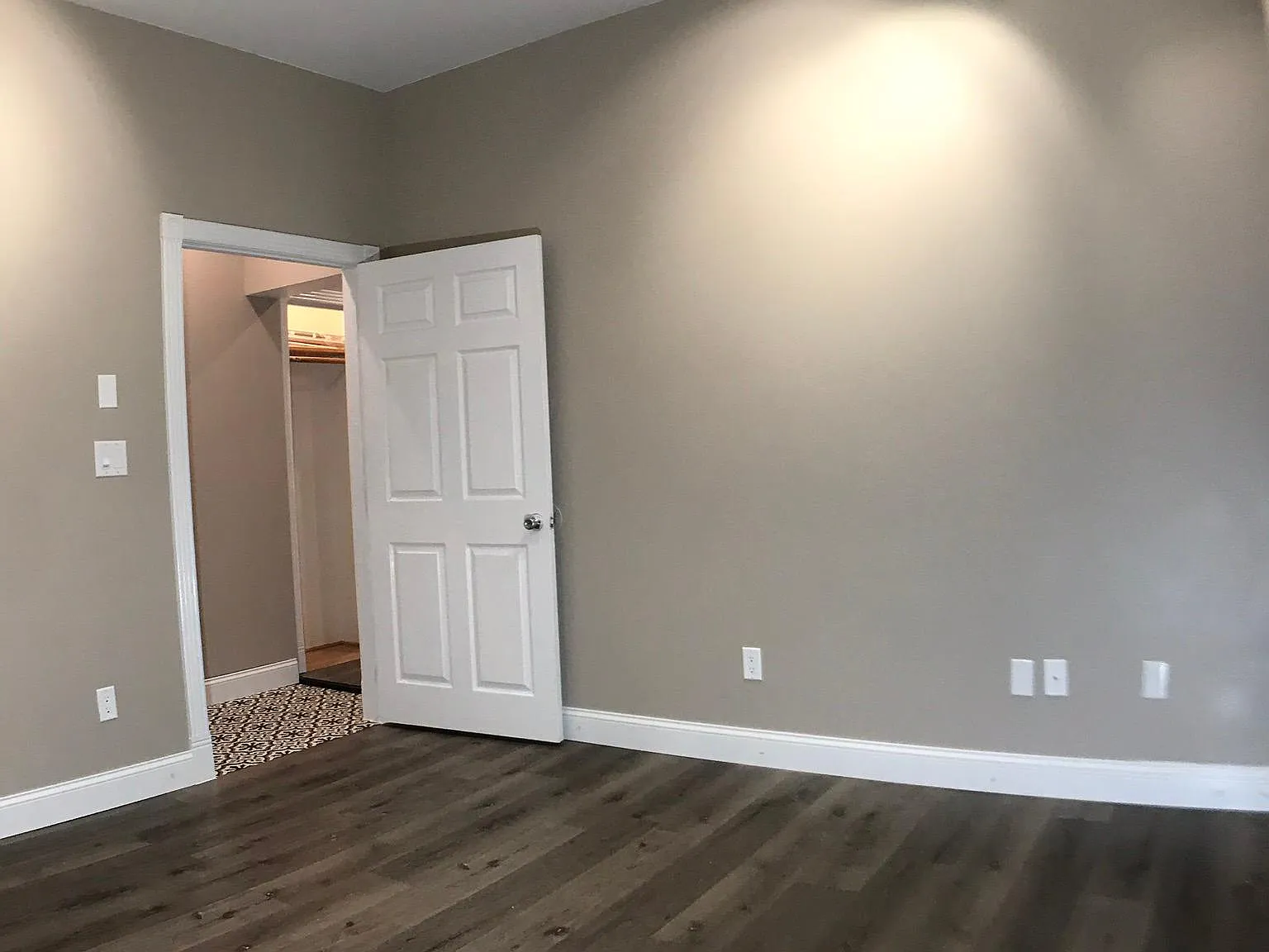 925 Highland Ave — Photo 4