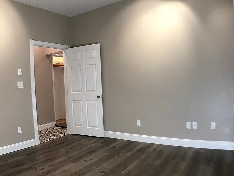 925 Highland Ave #2 — Photo 4