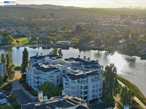 720 Promontory Point Ln APT 2205, Foster City, CA 94404