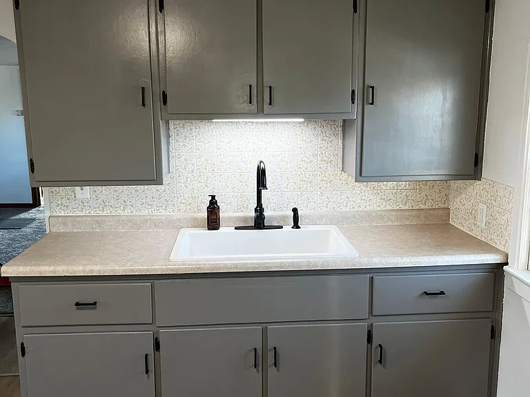 Wiemann Ave — Photo 1