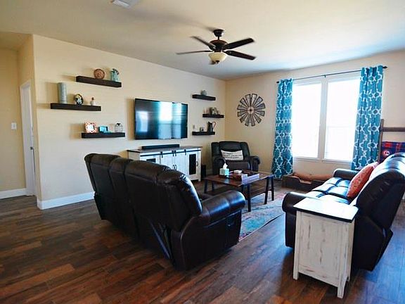 5th image of 7529 Berrenda Dr