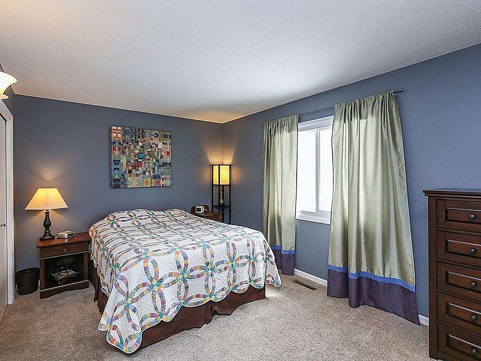 1st image of 14231 143rd Ln E