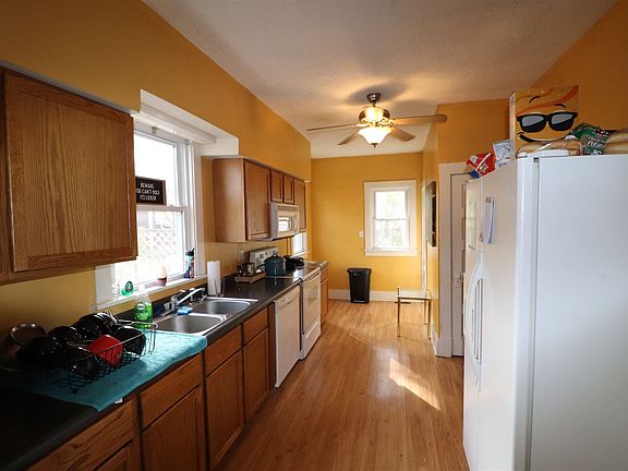 2nd image of 1519 Morton Ave