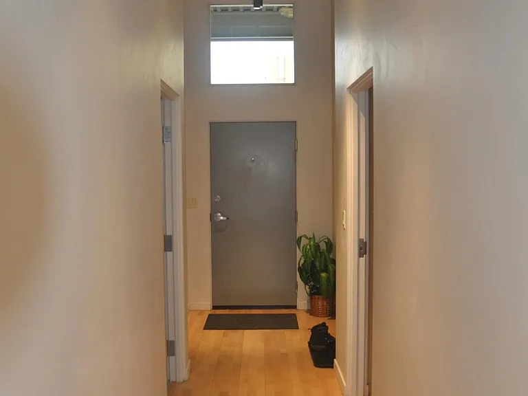 231 Robinson St #R-330 — Photo 16