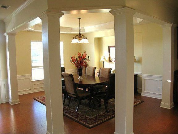 Formal dining room