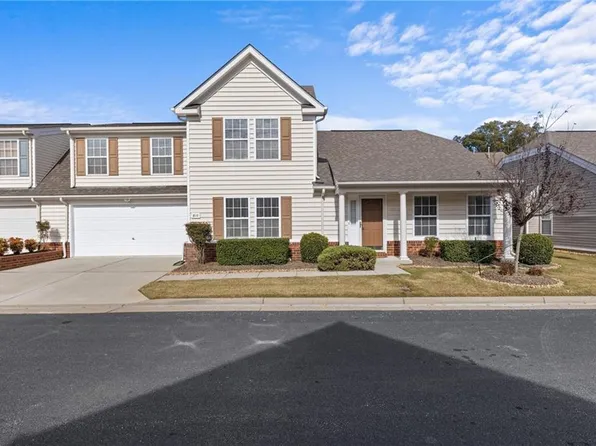 810 Nicholson Ct, Chesapeake, VA 23320