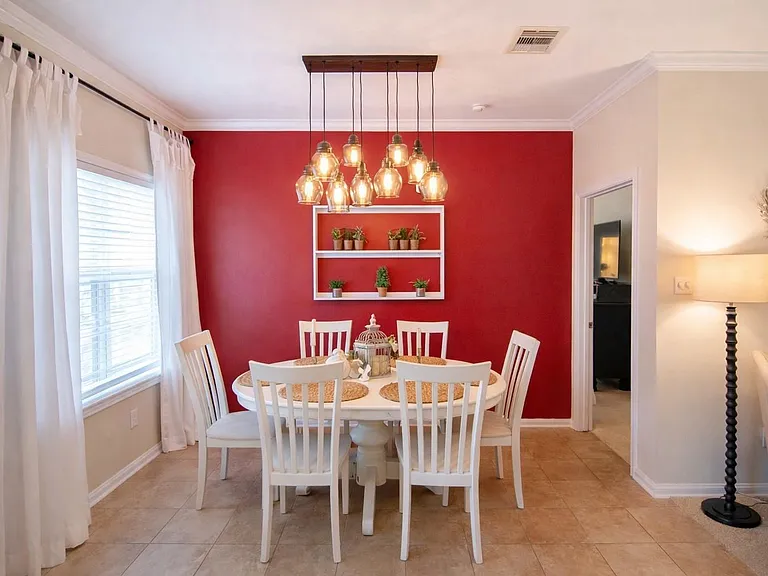 418 Price Dr — Photo 6