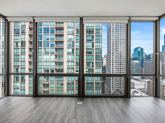 5th image of 2 E Erie St APT 3014