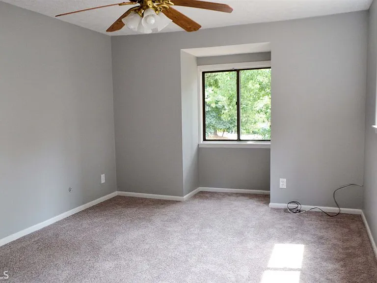 197 Woodstone Dr — Photo 10