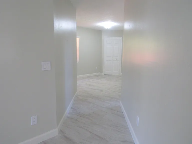 1242 SW Melrose Ave — Photo 17