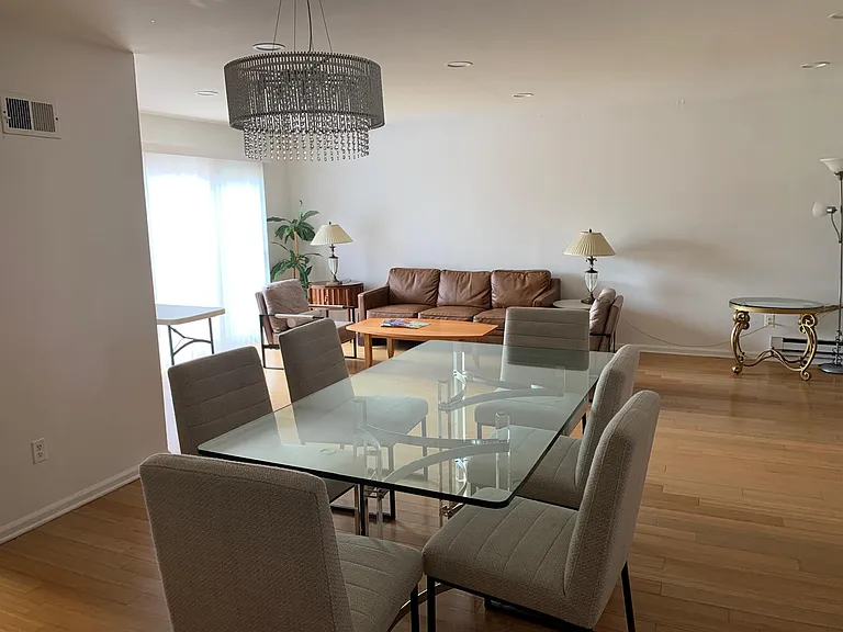 65 Cedar Ave #A7 — Photo 3