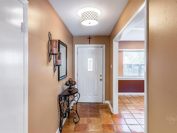 5th image of 3207 Rockyridge Dr