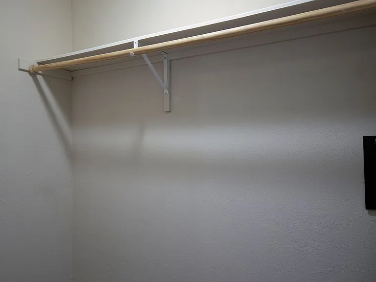 Grossmont Apartments — Photo 13
