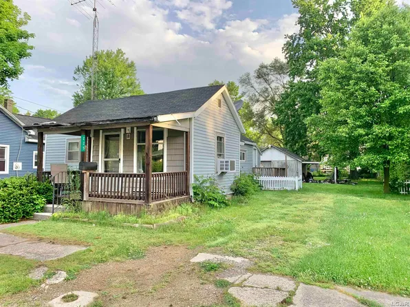 225 E Stephenson St, Morenci, MI 49256