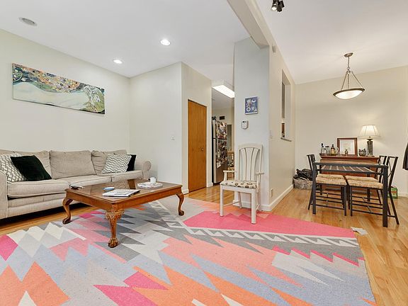 2nd image of 2047 W Shakespeare Ave #1F