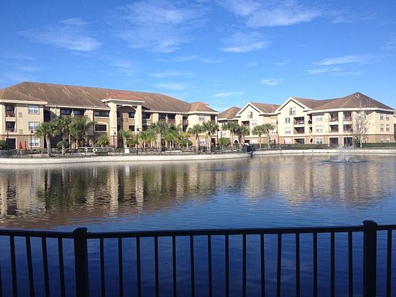 2nd image of 1429 Villa Capri Cir APT 107