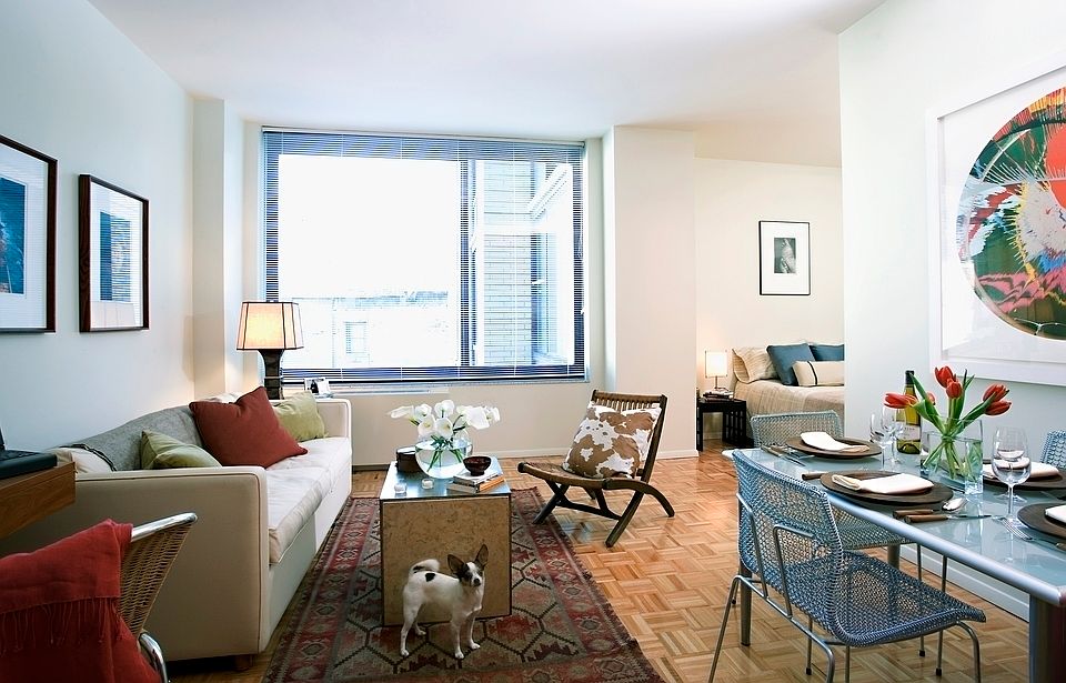 1st image of 180 W 20th St APT 8B