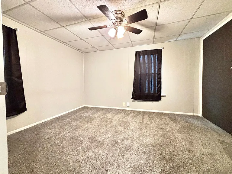 307 Mulberry Ln — Photo 10