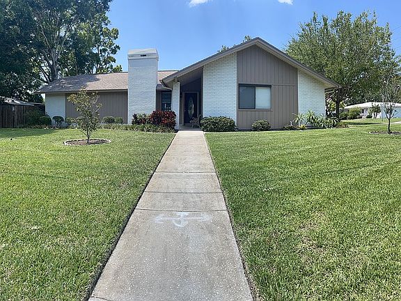 4th image of 14301 86th Ave
