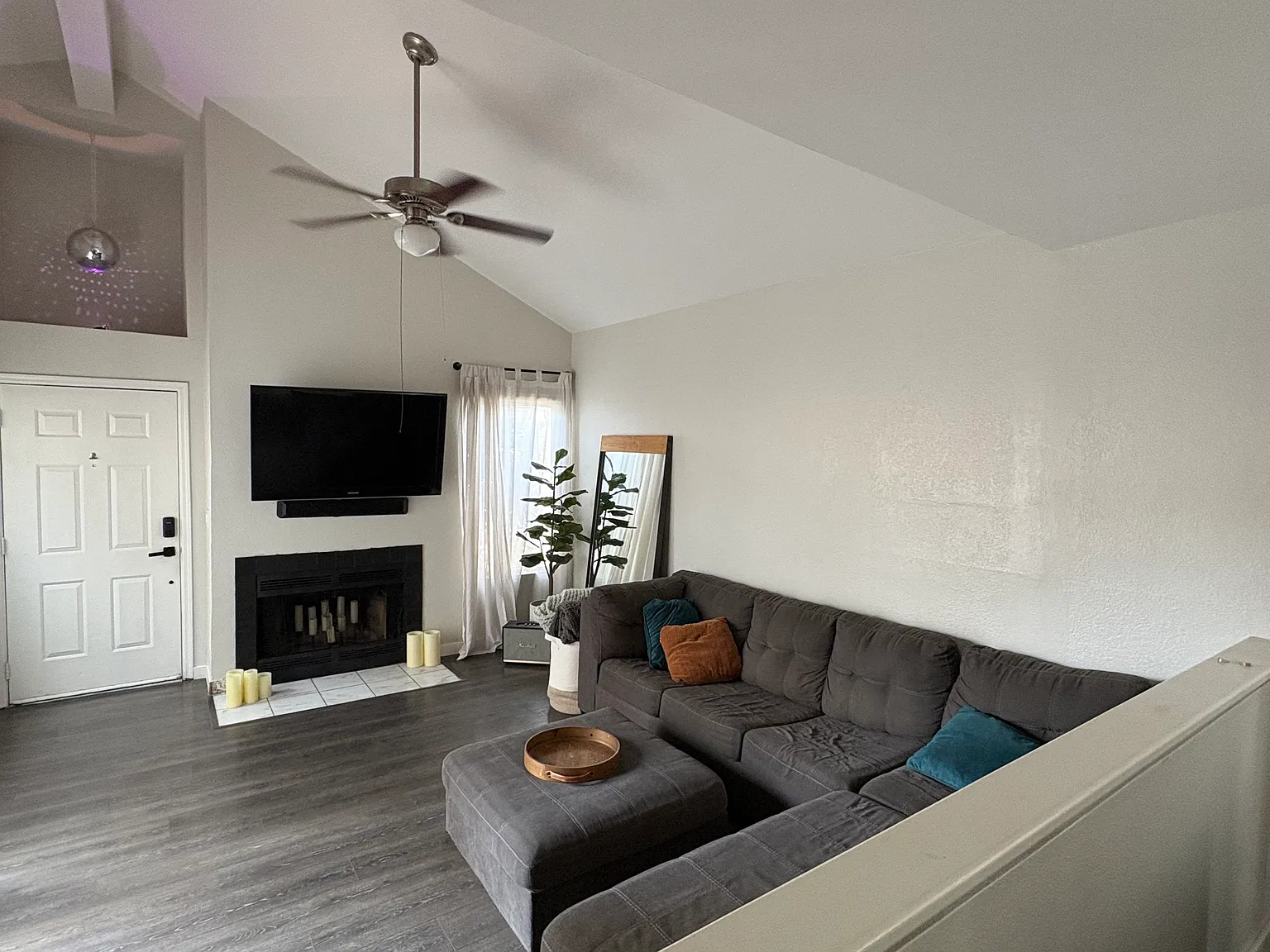2 bed, 1.5 bath, 1174 sqft, $2,150 — Photo 1