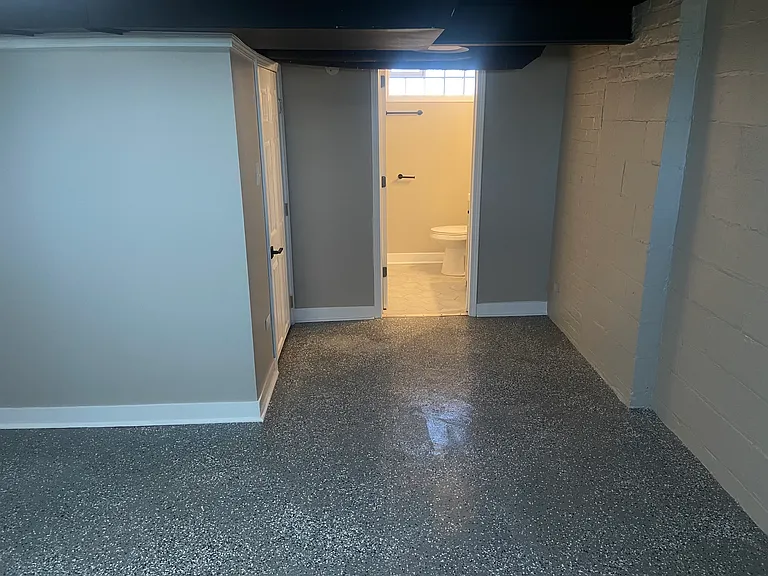 425-427 E Mishawaka Ave #1 — Photo 8