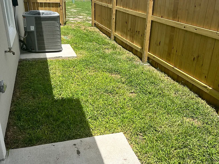2109 Southridge — Photo 11