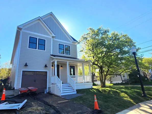 733 S Wayne St, Arlington, VA 22204