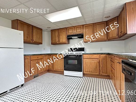 2nd image of 205 University St