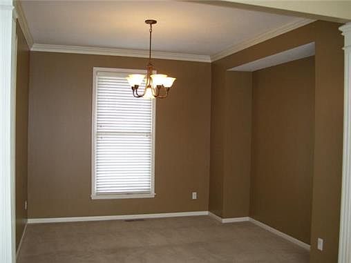 3rd image of 11314 W 132nd Ter