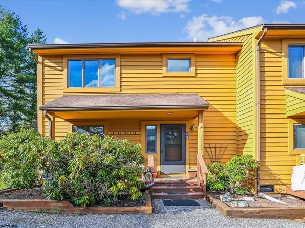 69 Deerfield Vlg #69, Davis, WV 26260