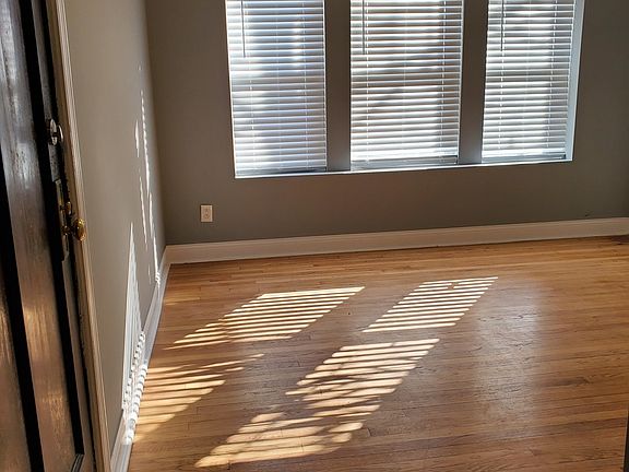 5th image of 4710 W Dickens Ave APT 1N