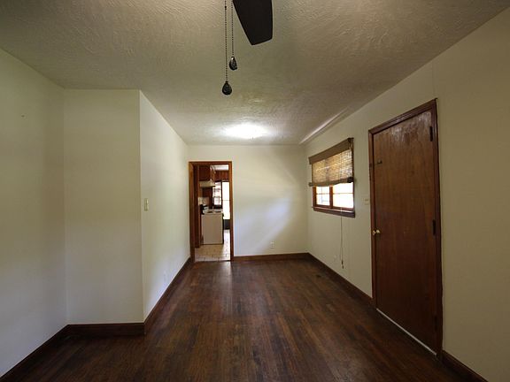 4th image of 104 Bel Aire Dr