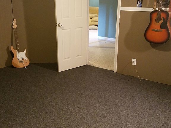 4th image of 9003 Annlou Dr