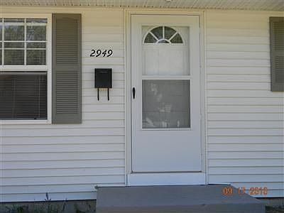 3rd image of 2949 Prentice Dr