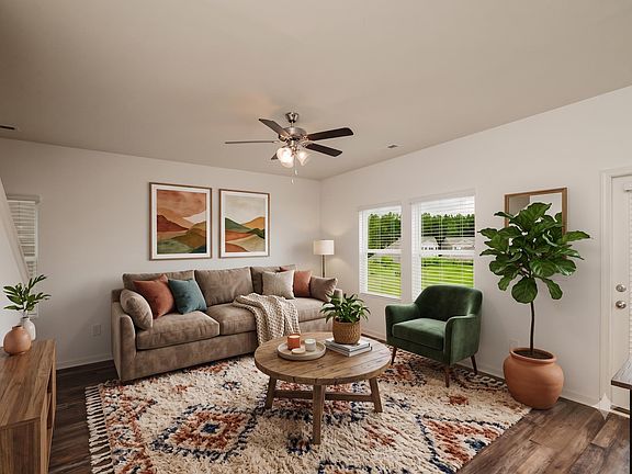 3rd image of 229 Chelsea Park Cir