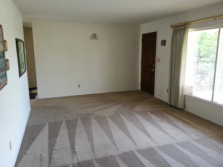 2125 Tyler St — Photo 16