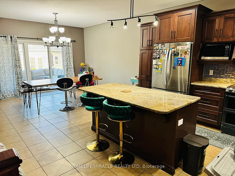 100 Creekside Dr — Photo 6