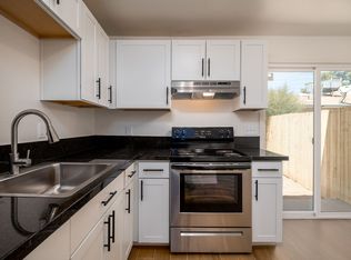 North Central (Stone and Limberlost), 2 bedroom, 1 bath duplexes, large fenced yards with a/c!, Tucson, AZ 85705