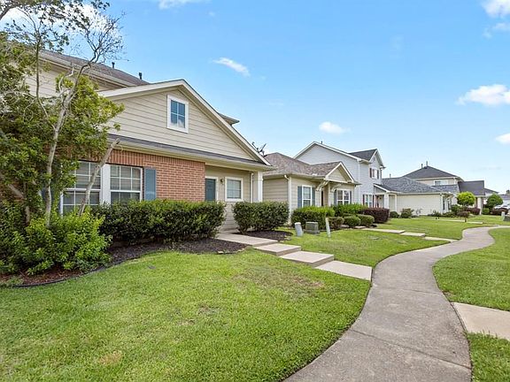 2nd image of 6158 Settlers Lake Cir E