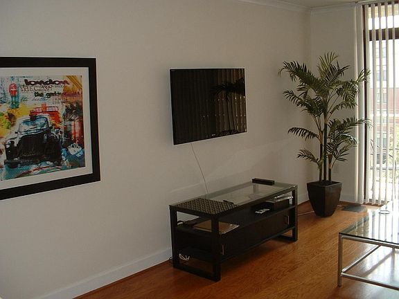4th image of 1201 N Garfield St APT 502