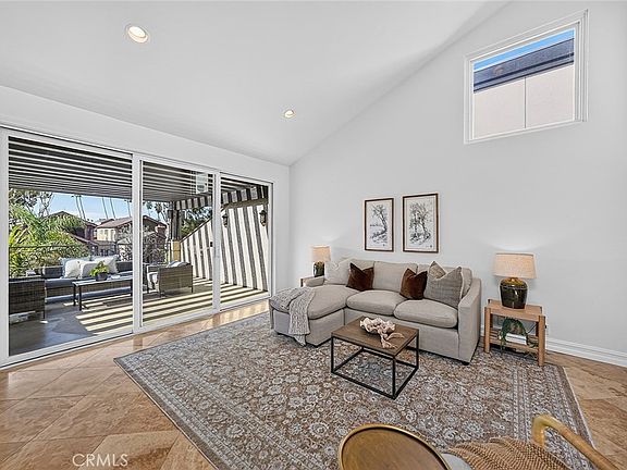 4th image of 154 12th St