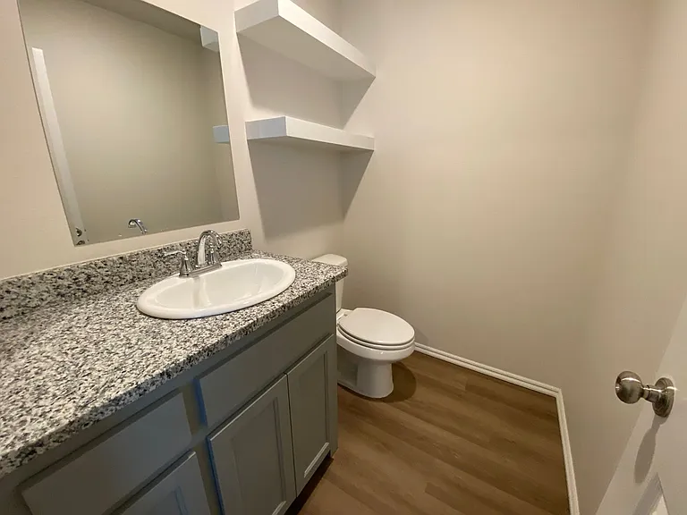 10801 NW 119th Pl — Photo 17