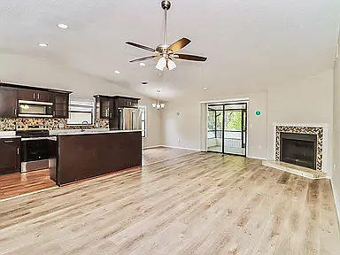 14164 Fennsbury Dr — Photo 3