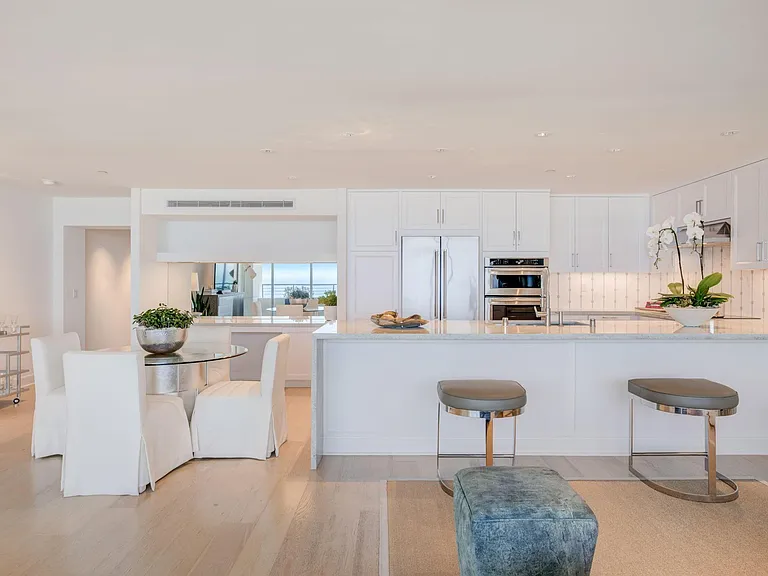 Model Unit floor plan D - 1,633 SF