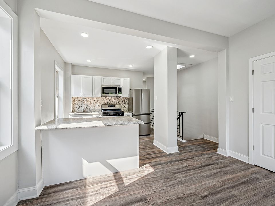 Chef's Kitchen: Perfect for entertaining