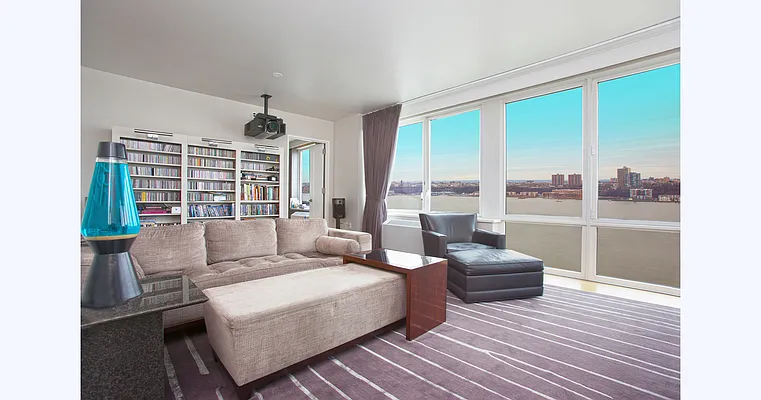 Rented by BLU Real Estate | media 8